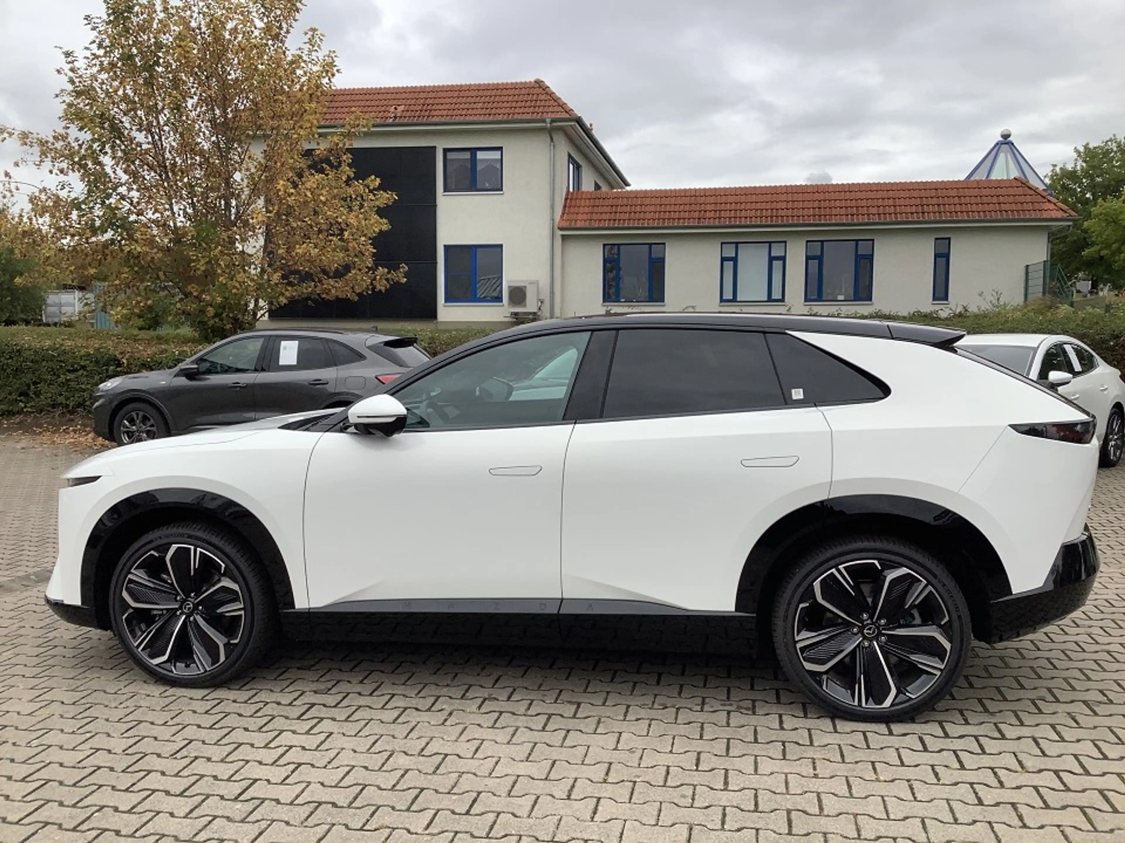 Mazda CX-6e EV 258ps Takumi + 21 Zoll - sofort lieferbar Takum — photo 6