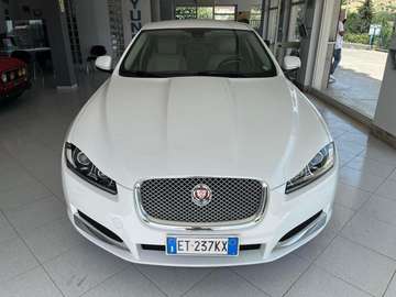 2.2d Premium Luxury 200cv auto