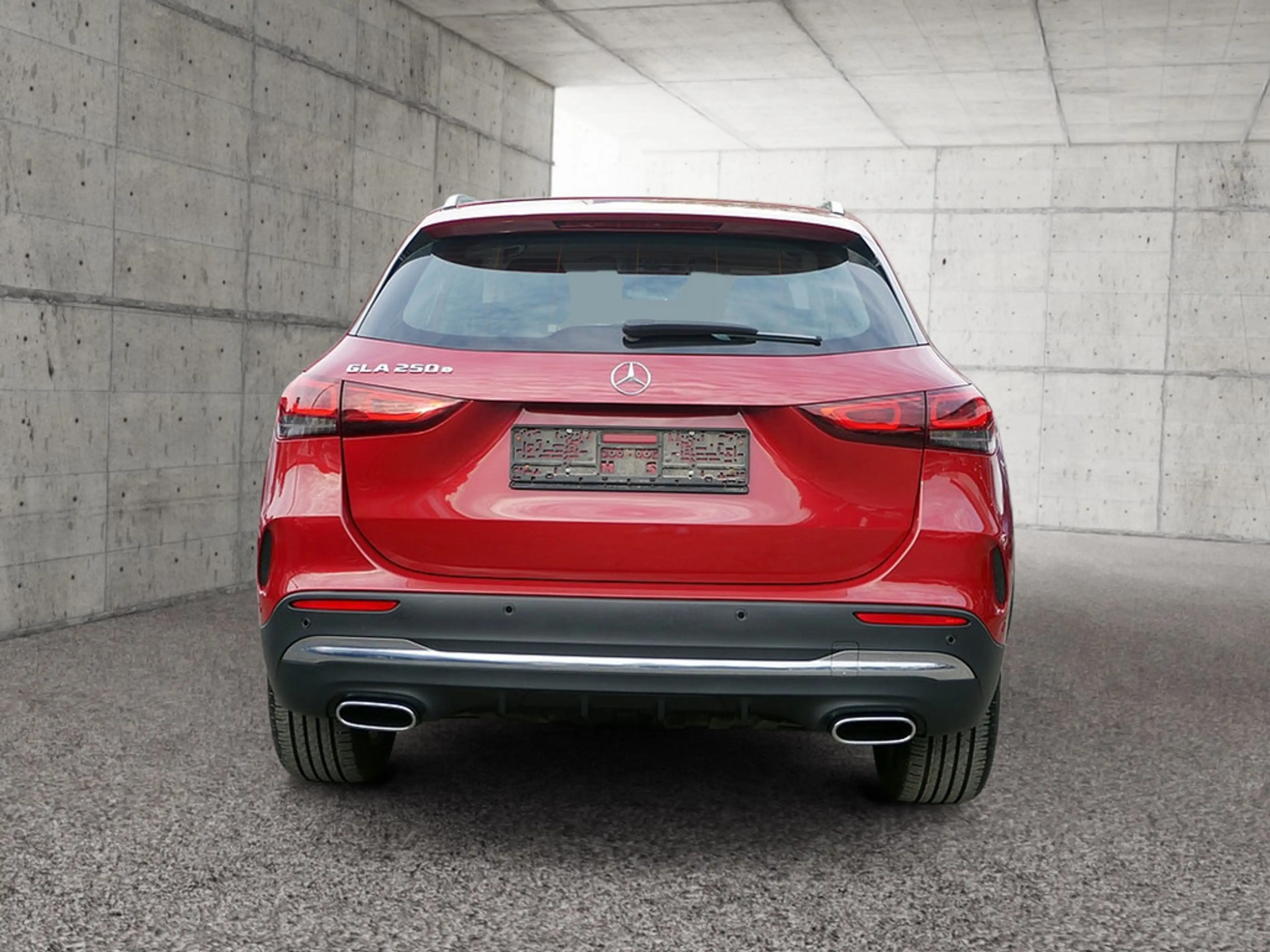 Mercedes-Benz GLA 250 e AMG Line DISTRONIC KAMERA NAVI LED — photo 7