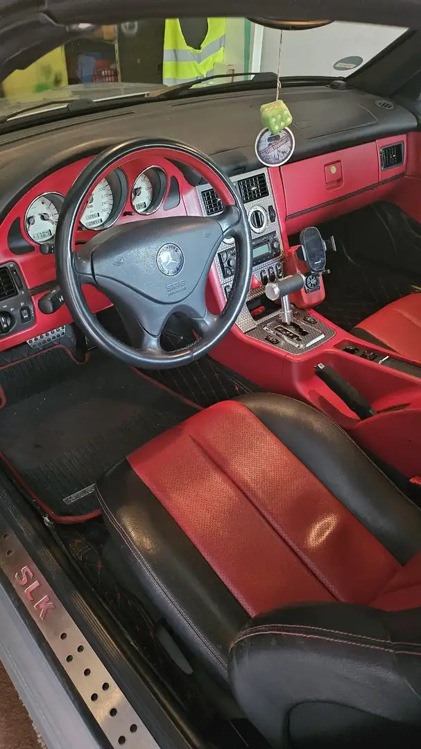 Mercedes-Benz SLK - 2