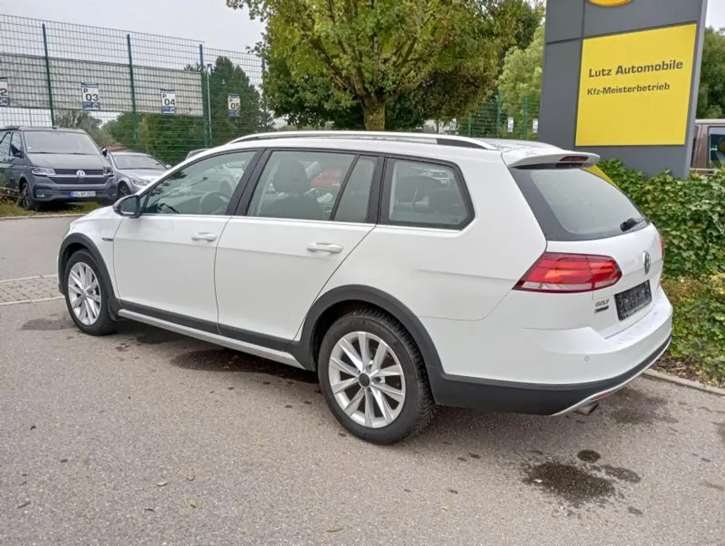 Volkswagen Golf Variant Alltrack Benzin Blanc - 2