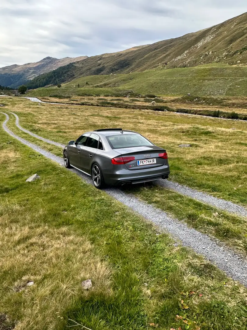 Audi S4 3,0 TFSI quattro S-tronic - 2