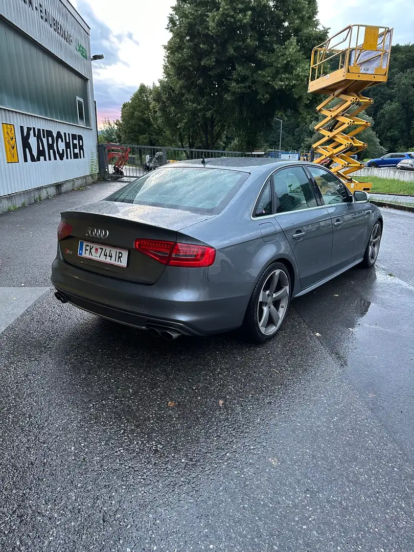 Audi S4 3,0 TFSI quattro S-tronic - 2