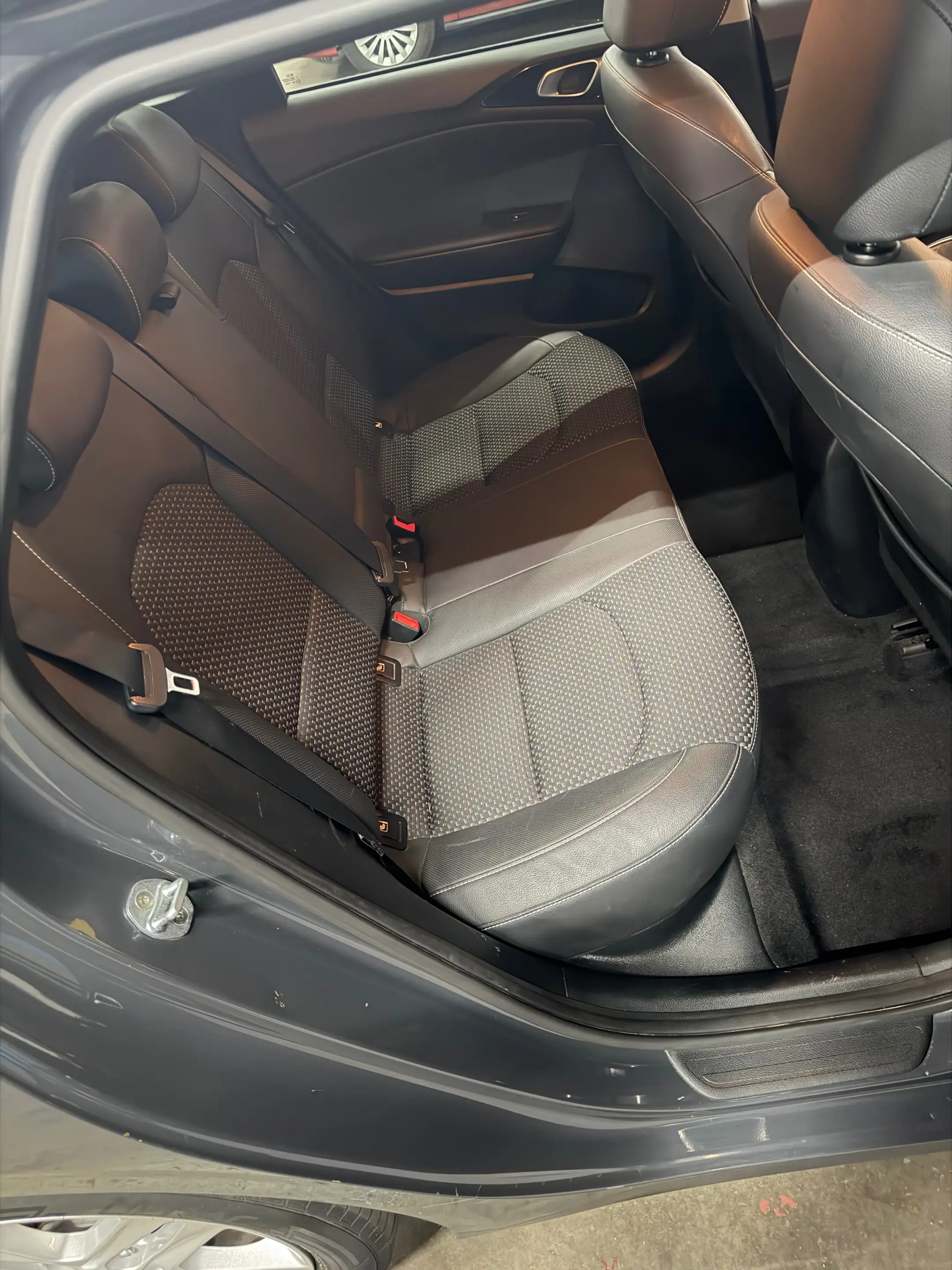Kia Ceed / cee'd Ceed 1.6 CRDi GT-Line ISG DCT — photo 13