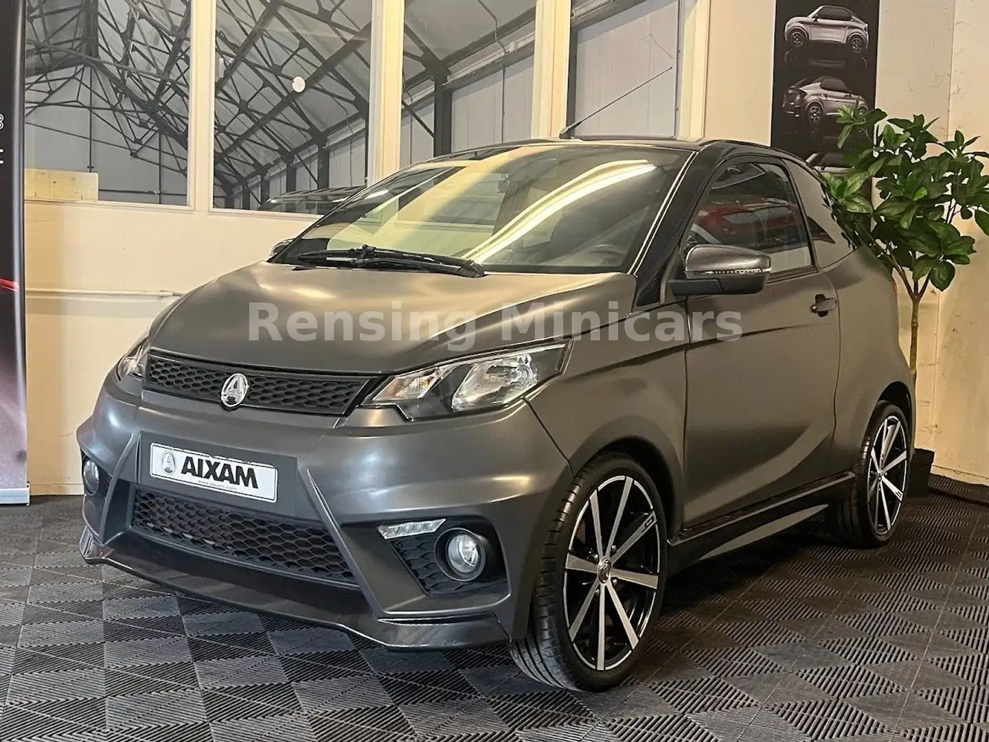 Aixam Coupé GTI MATT GREY 8 PS Mopedauto Microcar 45KM - 2