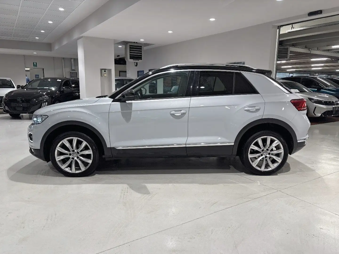 Volkswagen T-Roc 1.6 TDI SCR Advanced BMT Bianco - 2