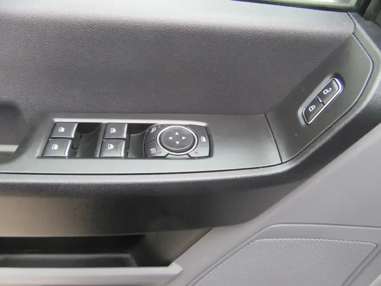 Ford F 350 photo Ford F 350