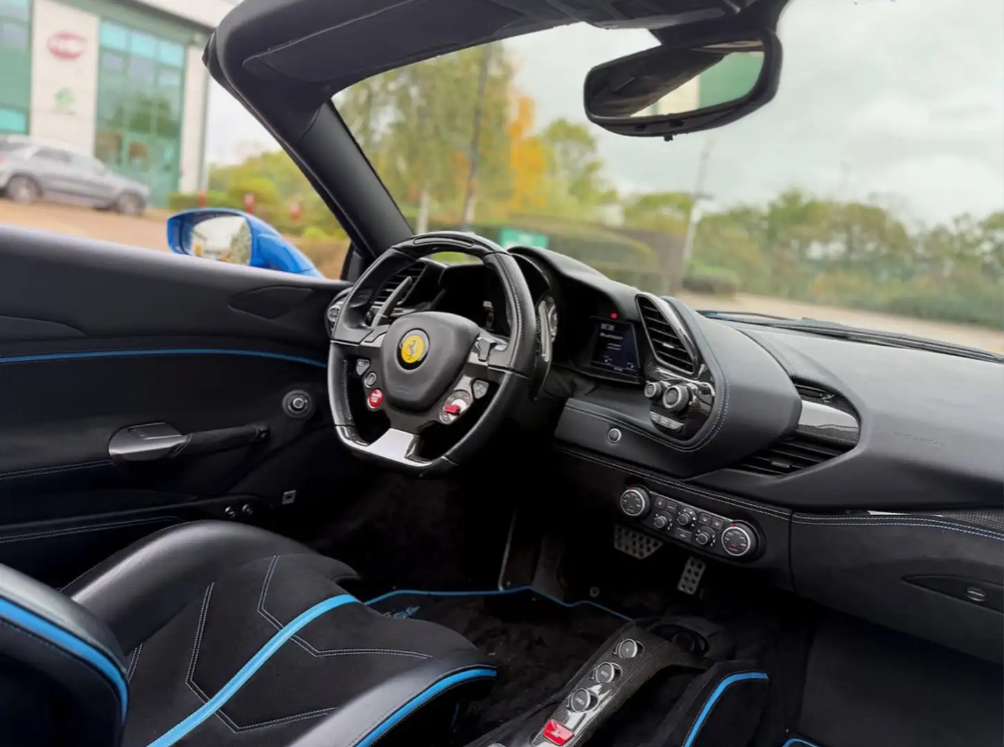 Ferrari 488 488 4.0 V8 670ch Spider - 2