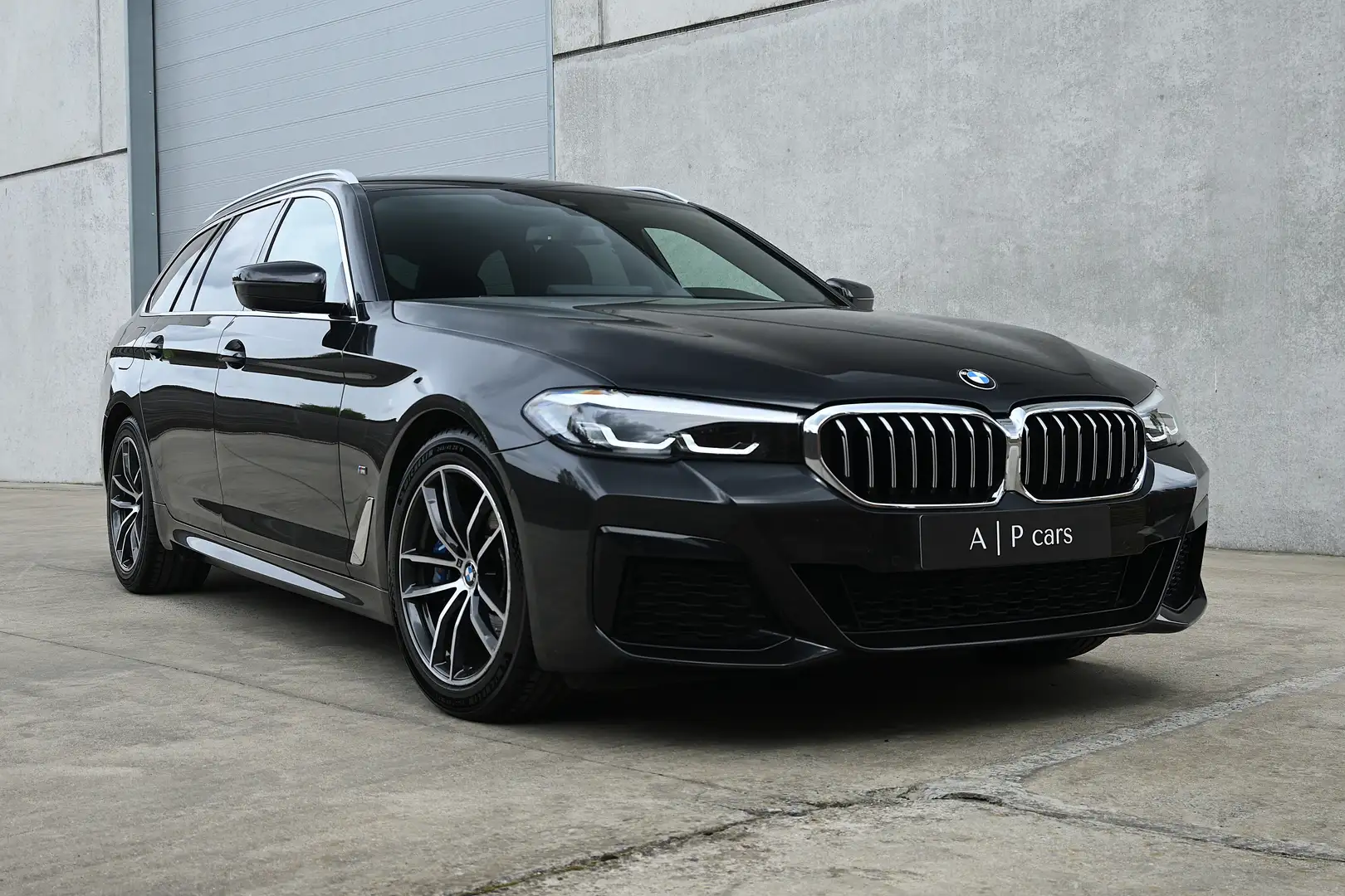 BMW 530 Touring FACELIFT | M-pakket | M-brakes | carplay Gris - 1