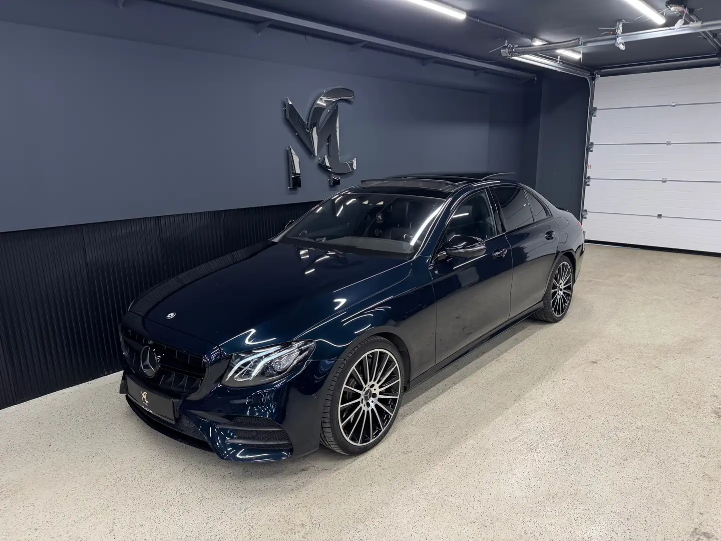 Mercedes-Benz E 350 E350d W213`E53 AMG`PANO`BURMASTER`ACC`360GRAD` Grün - 1