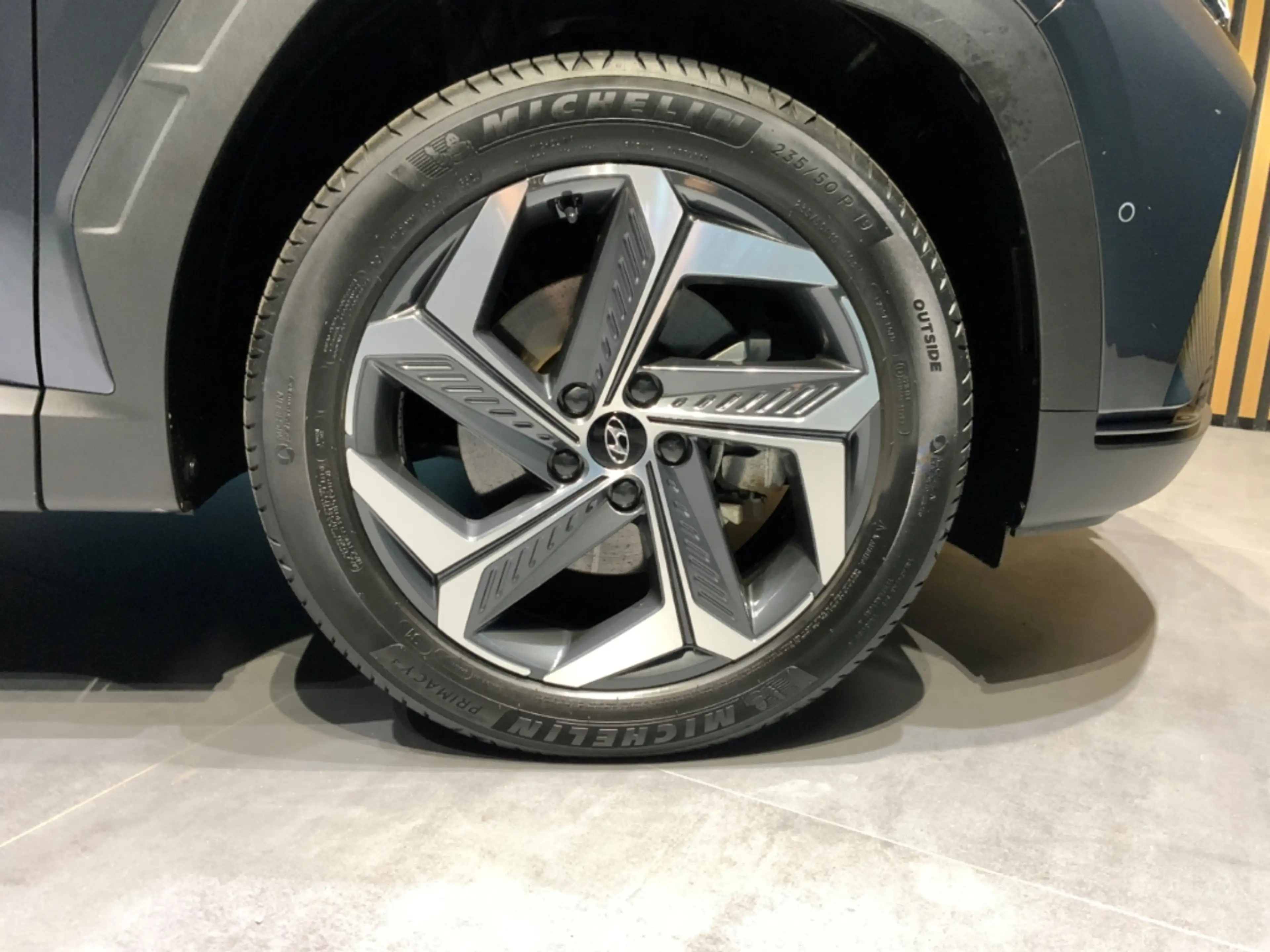 Hyundai TUCSON Prime 1.6T-GDI Hybrid Automatik 4WD+AHK — photo 10