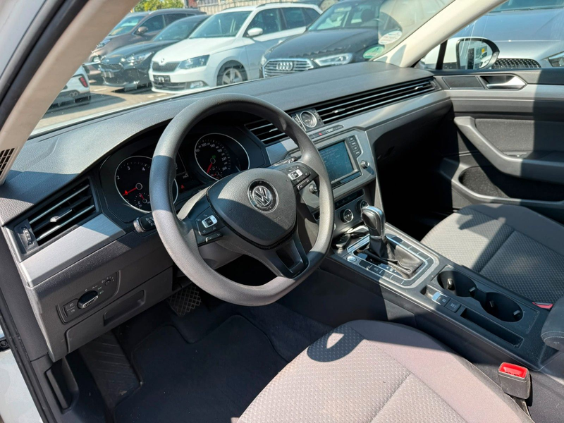 Volkswagen Passat Variant Trendline BMT/Automatik/Navi/PDC — photo 11