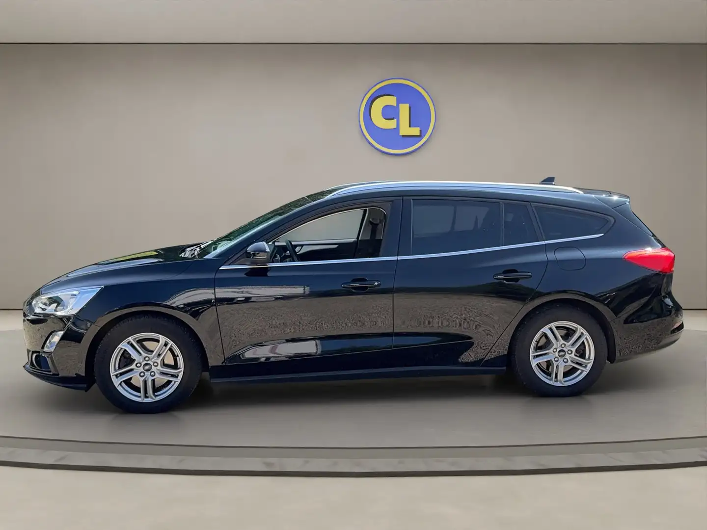 Ford Focus Turnier 1.0 EcoBoost Start-Stopp-System ACTIVE Schwarz - 2