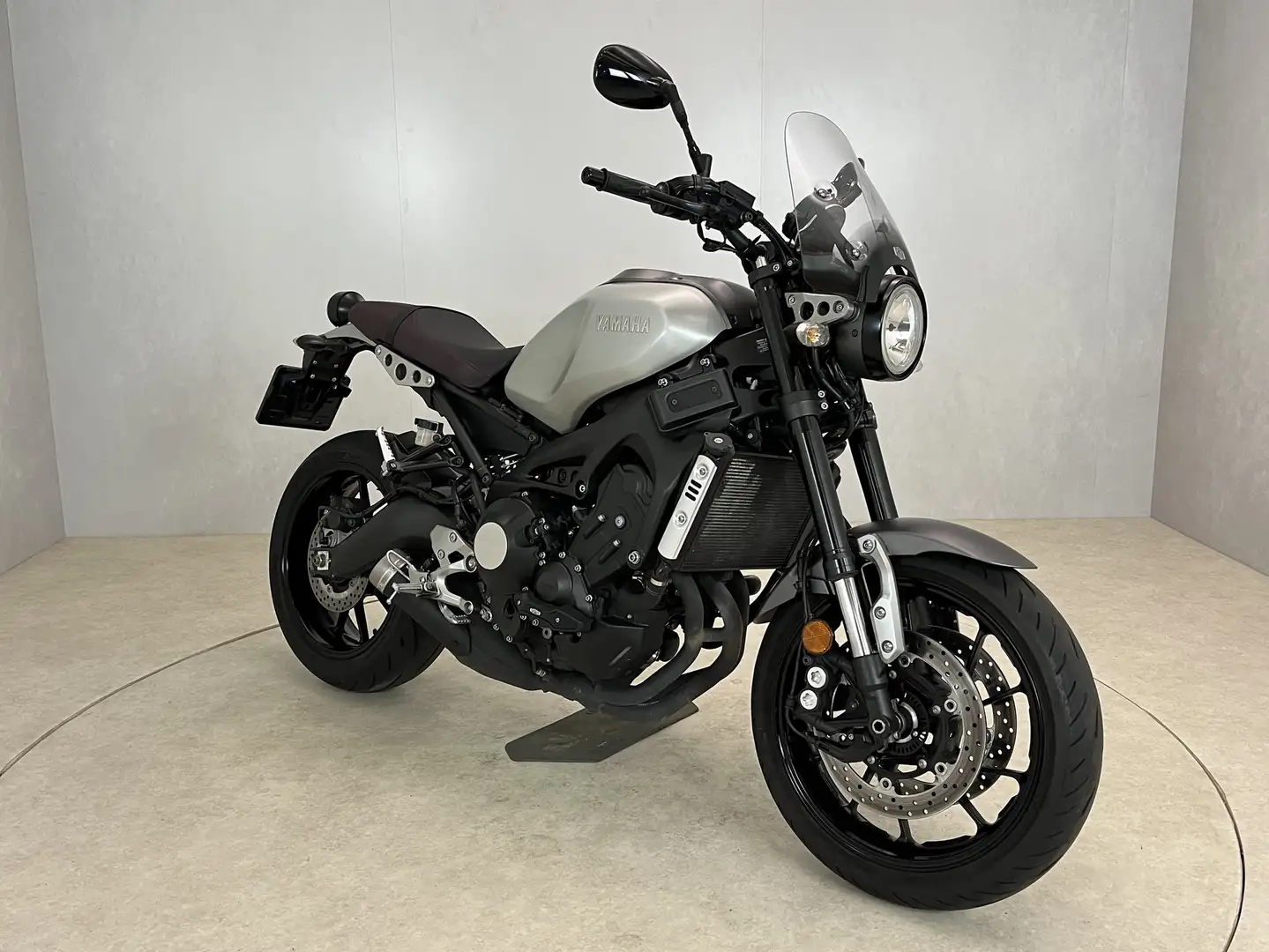 Yamaha XSR 900 ABS Argintiu - 2