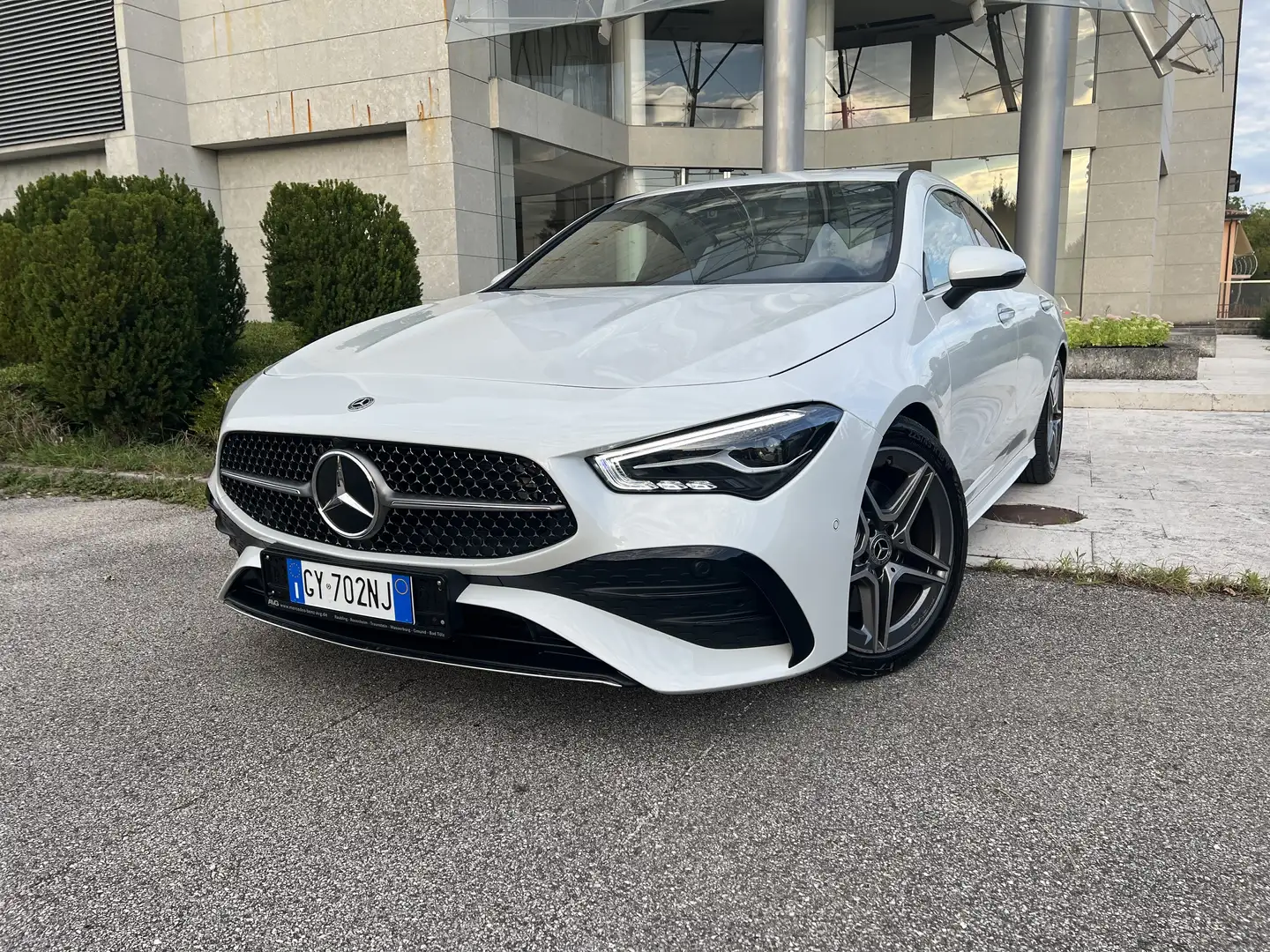 Mercedes-Benz CLA 200 CLA 200 d Coupé AMG-Advanced-Plus - 1