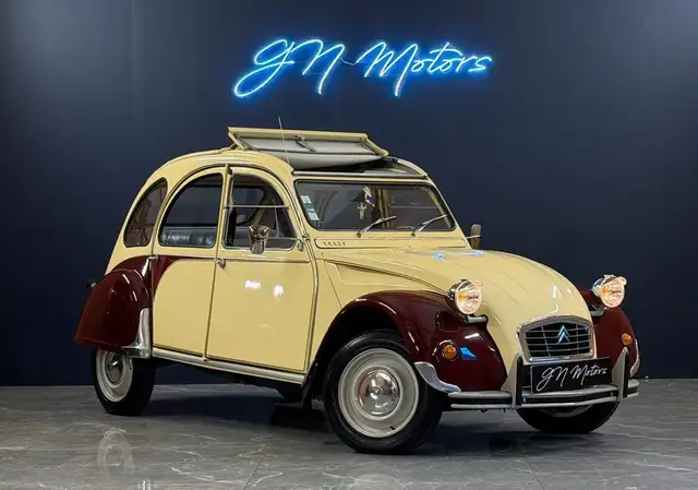 Citroen 2CV 2 CV 2CV6 AZKA VERSION DOLLY ENTIEREMENT RESTAURÉE