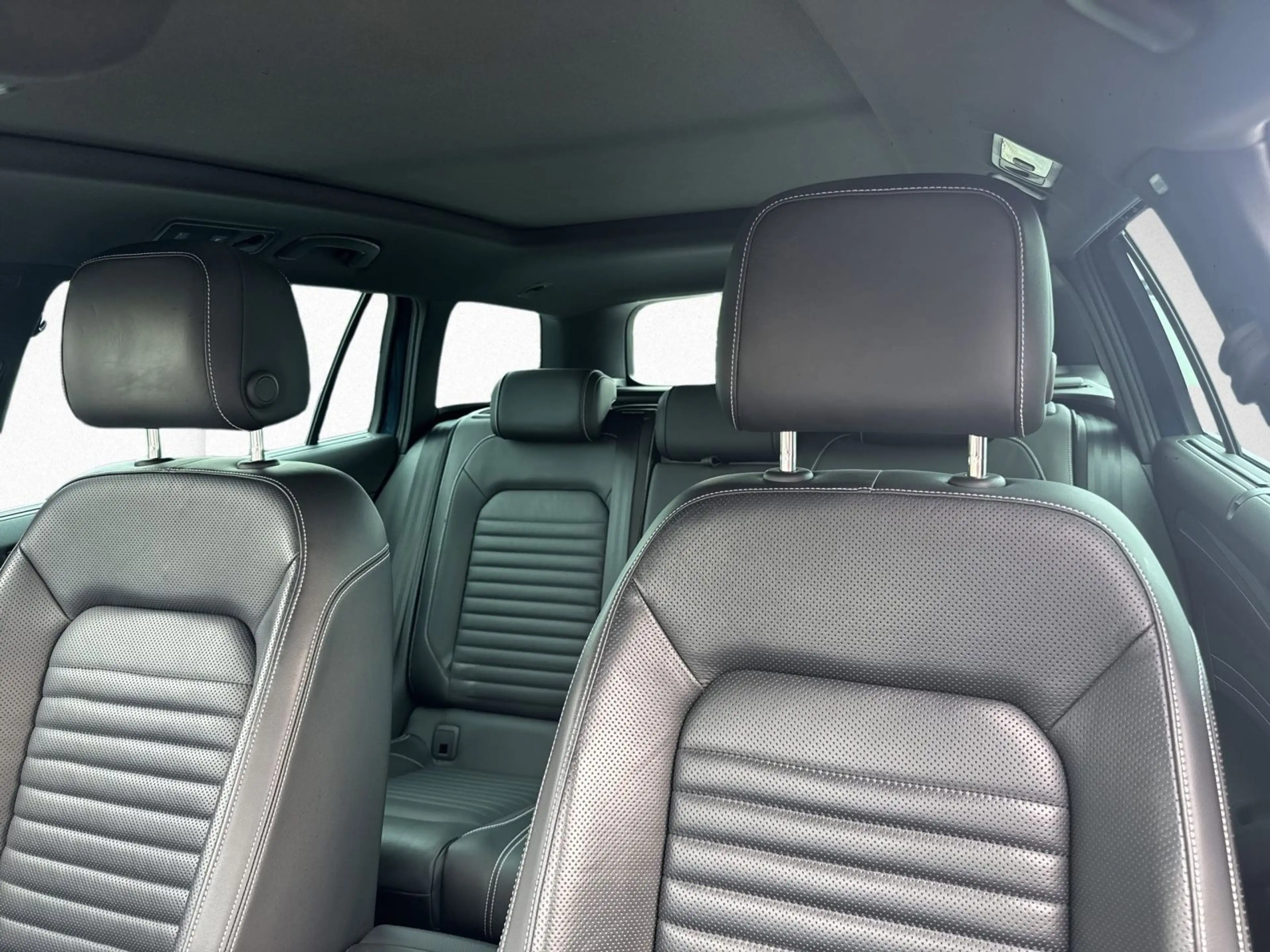 Volkswagen Passat Alltrack Passat Variant Alltrack 2.0 TDI DSG Rückfahrk.+M — photo 9