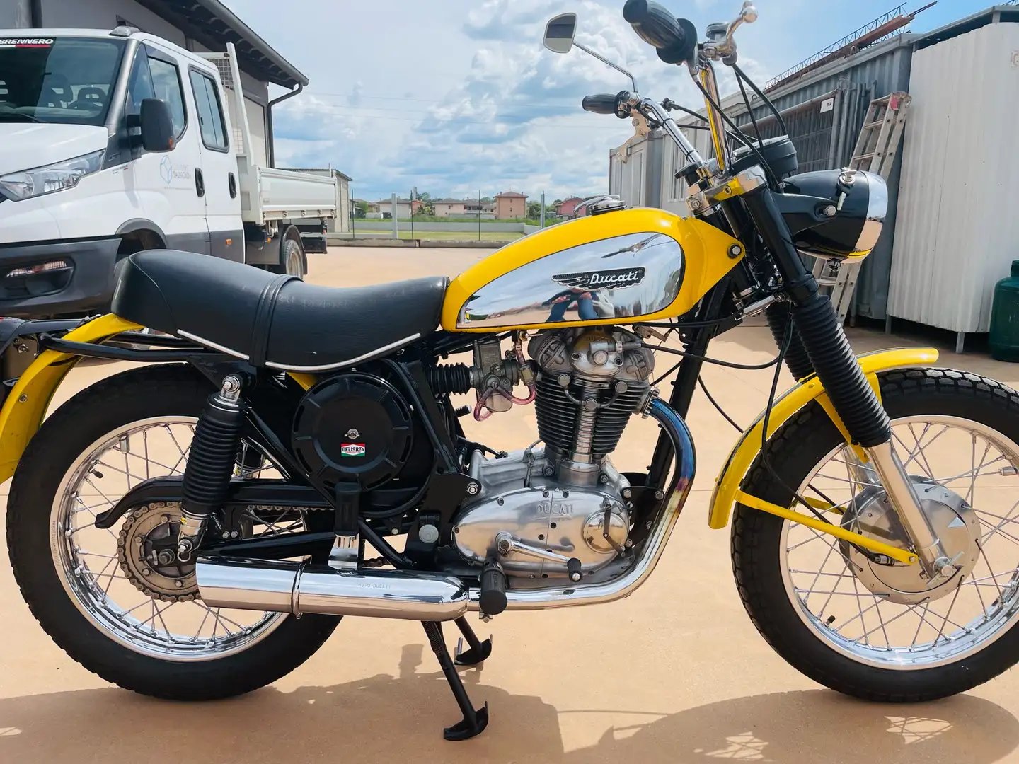 Ducati Scrambler ducati scrambler 450 - 1