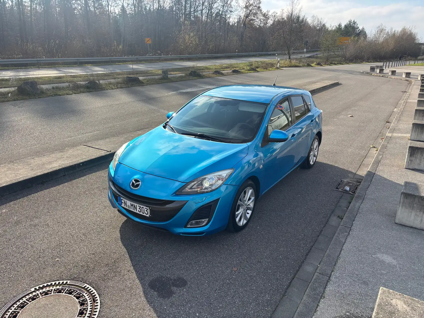 Mazda 3 Xenon/Keyless/Bose 2.0 MZR DISI Sports-Line Modrá - 2