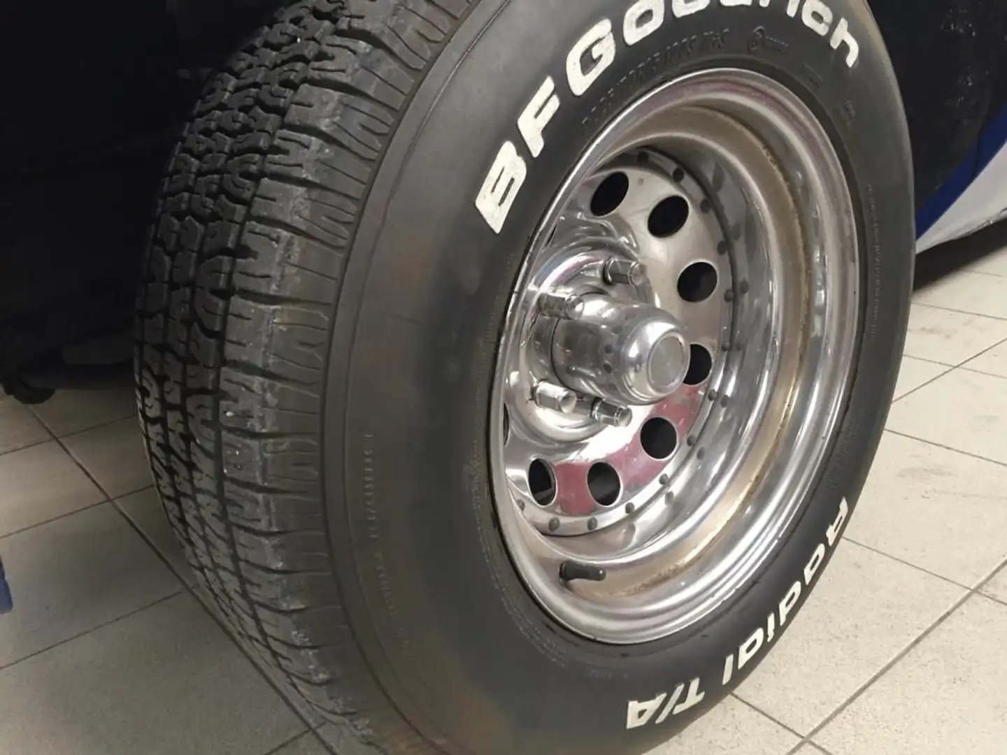 Pontiac Grand-Prix Catalina Blau - 2