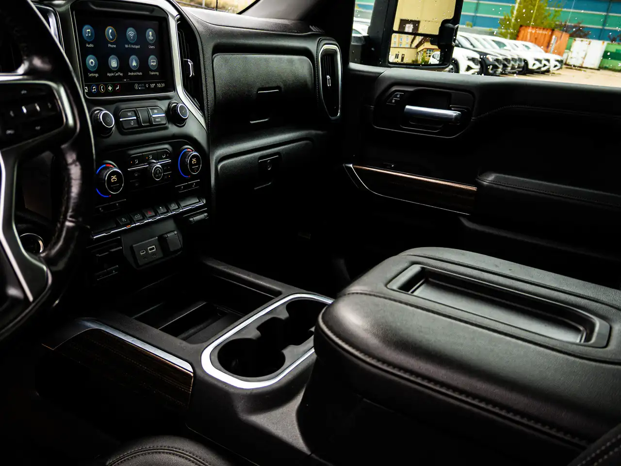 Chevrolet Silverado 1500 снимка Chevrolet Silverado 1500