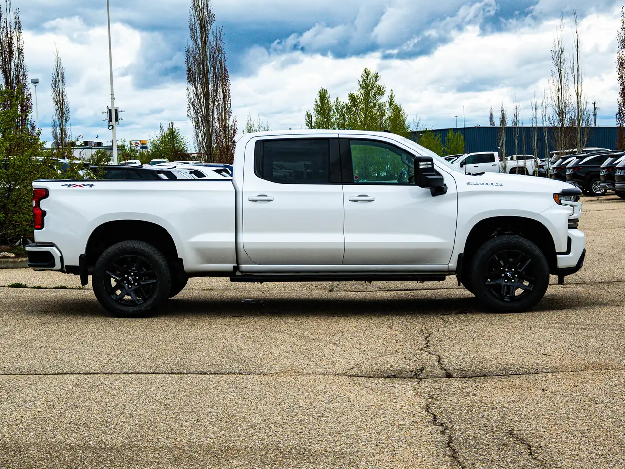 Chevrolet Silverado 1500 снимка Chevrolet Silverado 1500