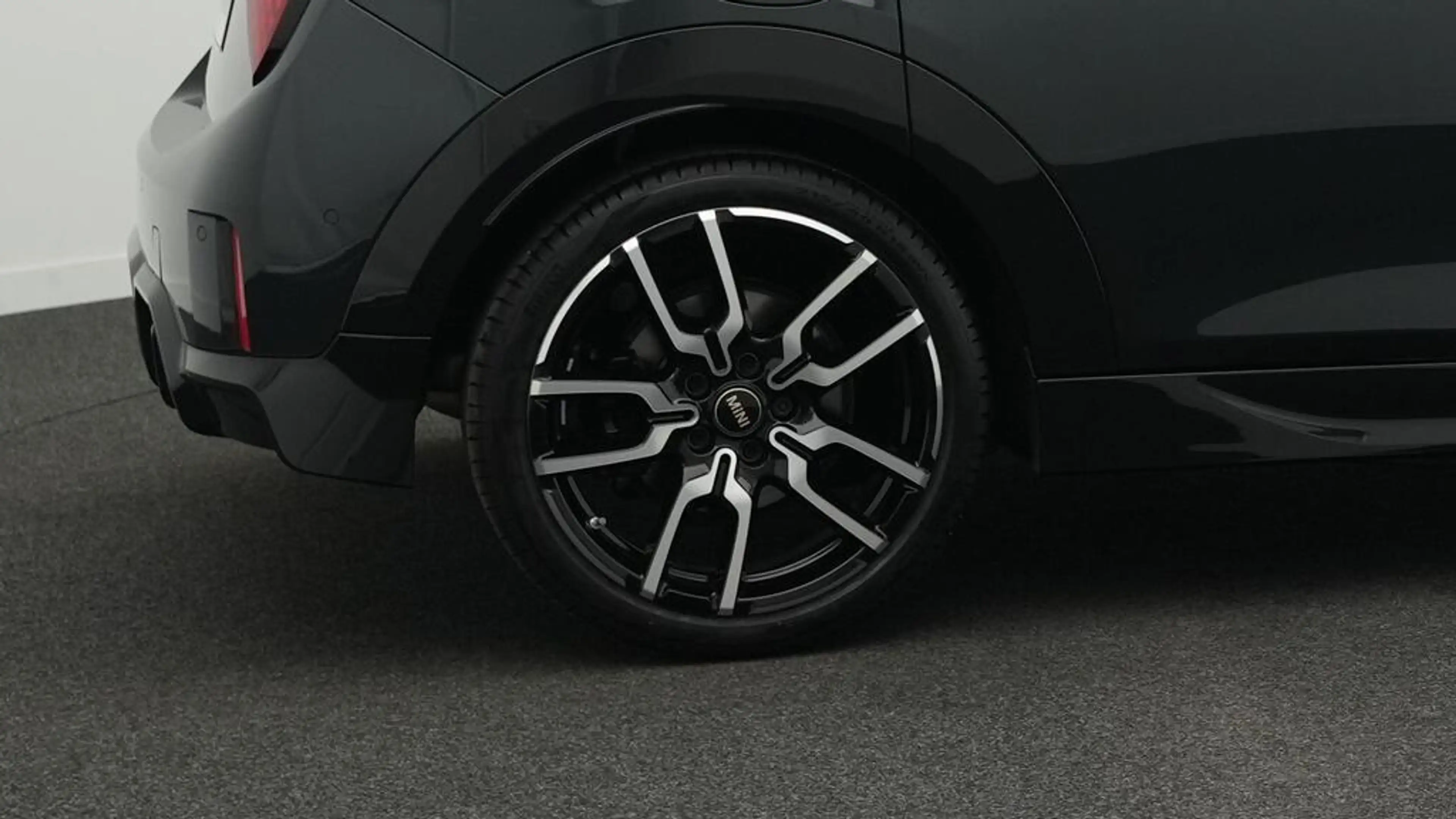 MINI Cooper S John Cooper Works Trim — photo 10