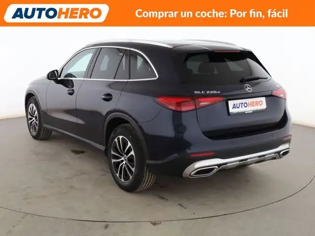 Mercedes-Benz GLC view 4