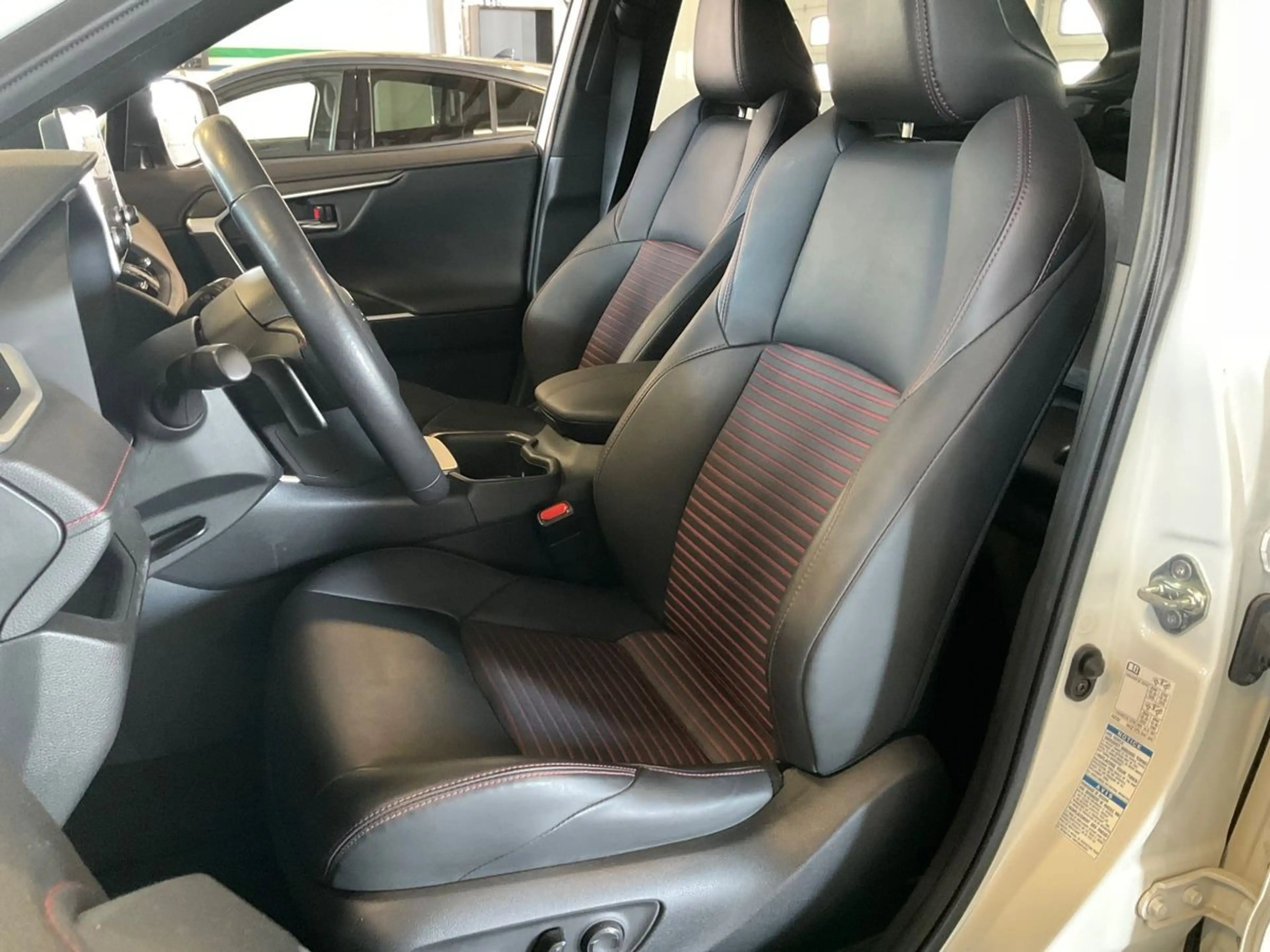 Suzuki Across 2.5 PLUG-IN HYBRID STYLE Trekhaak | Stuurverwarmin — photo 12