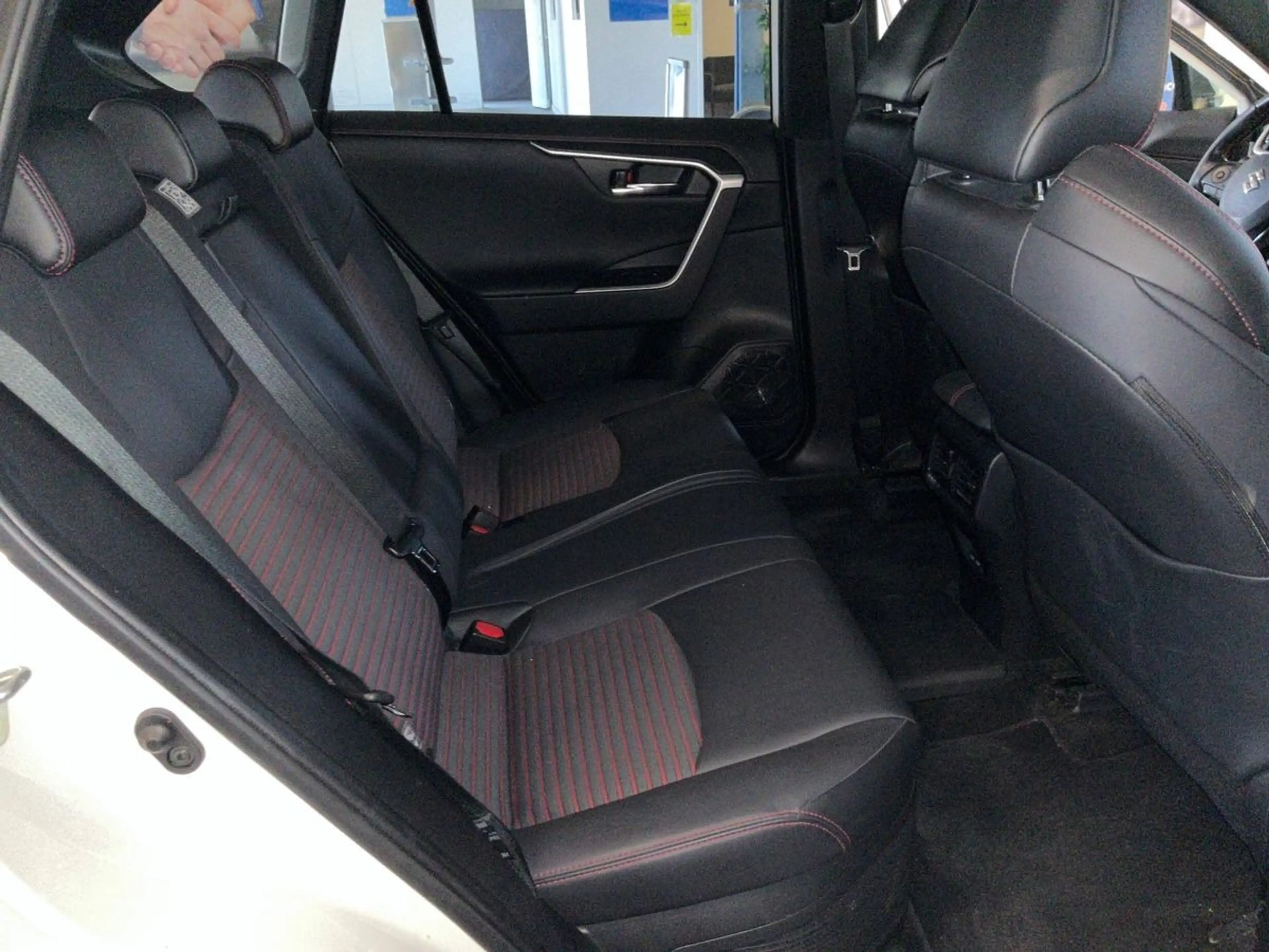 Suzuki Across 2.5 PLUG-IN HYBRID STYLE Trekhaak | Stuurverwarmin — photo 11