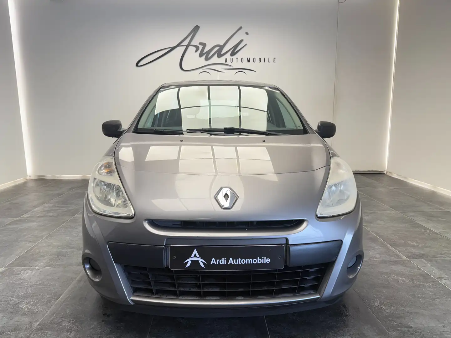 Renault Clio 1.5 dCi *GARANITE 12 MOIS* Gris - 2