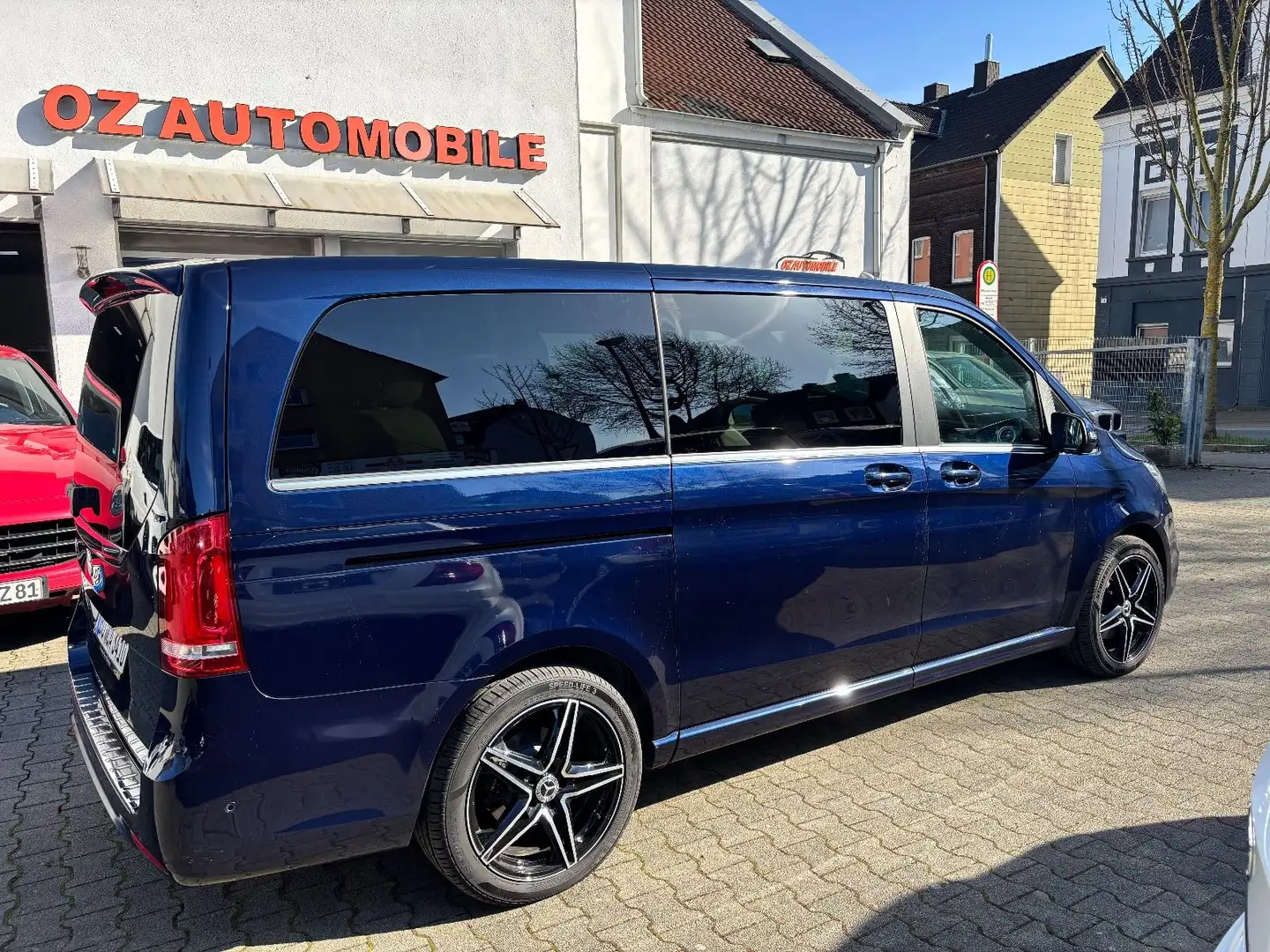 Mercedes-Benz V 220 250 CDI/BT/d AVANTG./EDIT Azul - 2