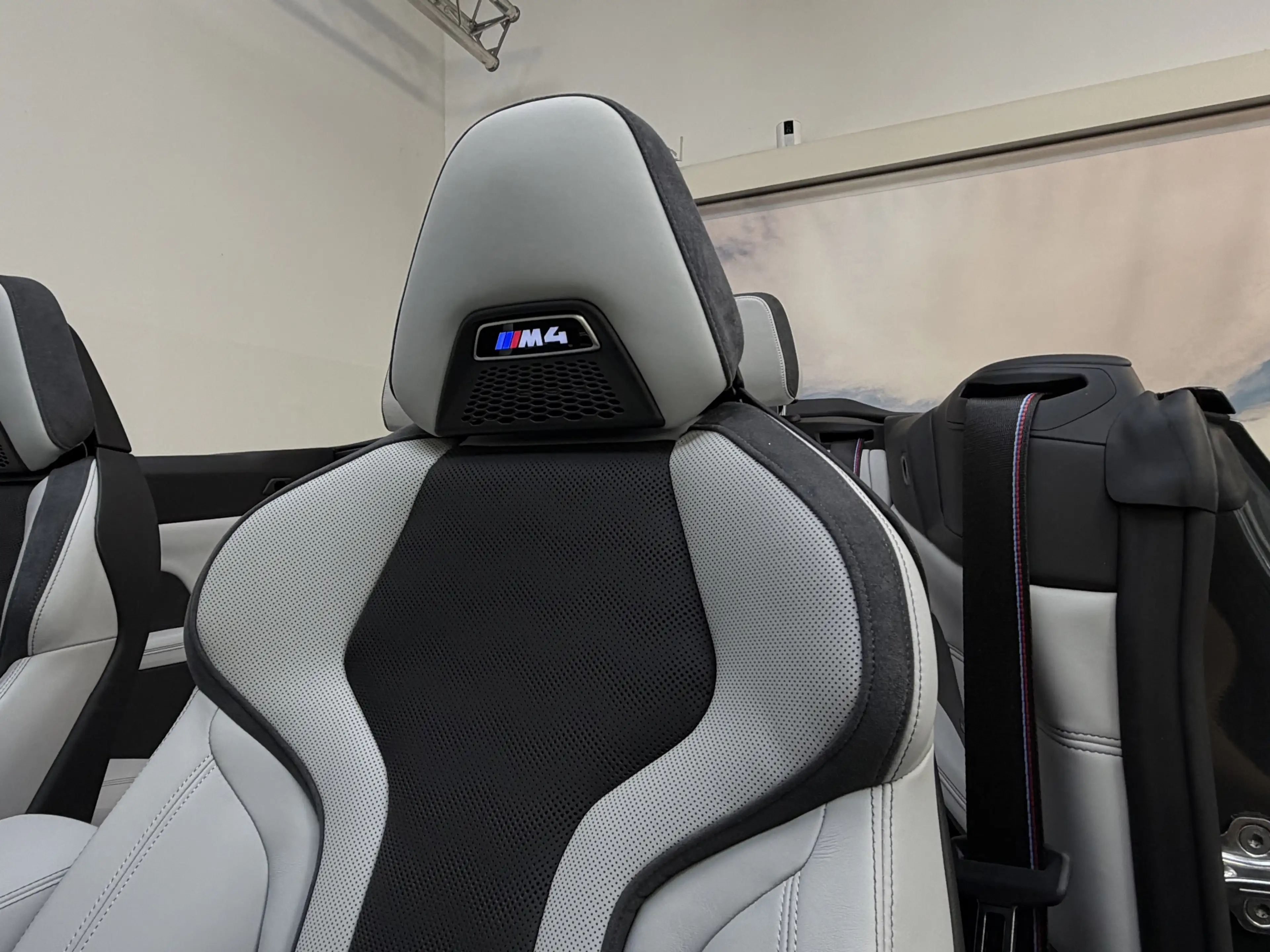 BMW M4 xDrive Comp. Cab. Sitzlüftung ACC 360° Carbon — photo 20