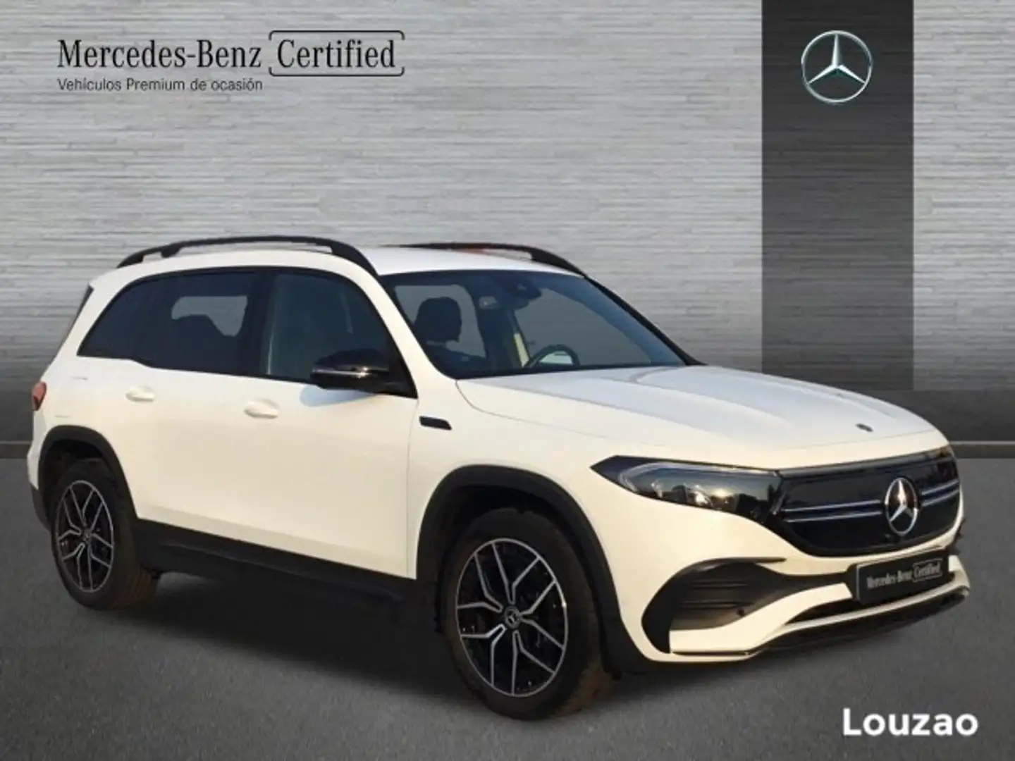 Mercedes-Benz EQB 250 AMG Line - 2