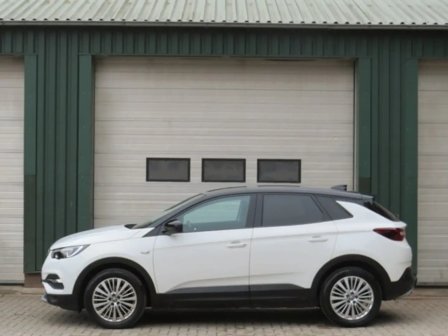 Opel Grandland X 1.2 TURBO INNOVATION Wit - 1