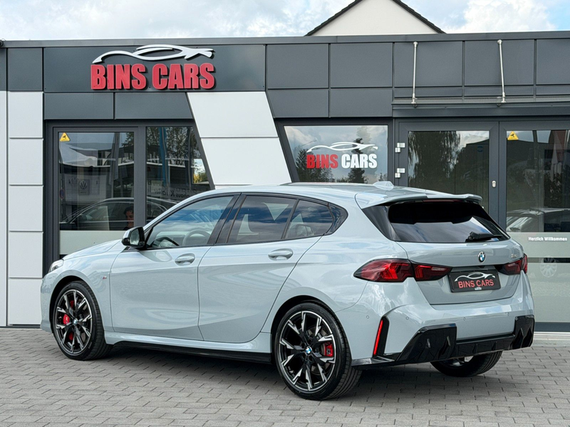 BMW 120 i M Sport*360°*HUD*ACC*Keyless*LED*Live — photo 11