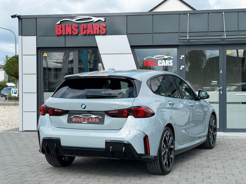 BMW 120 i M Sport*360°*HUD*ACC*Keyless*LED*Live — photo 8