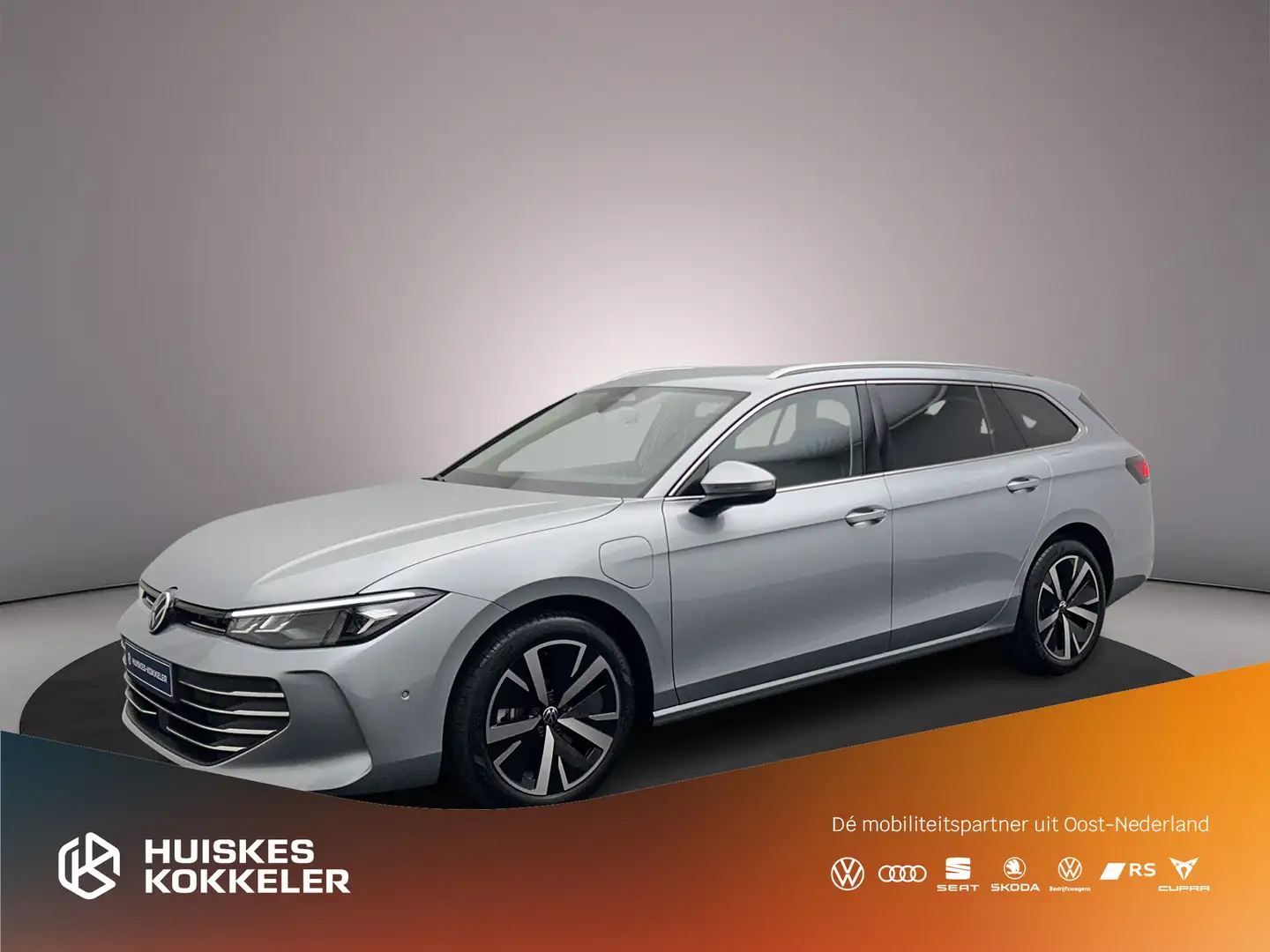 Volkswagen Passat Variant 1.5 eHybrid 204pk Business - eHybrid Grijs - 1