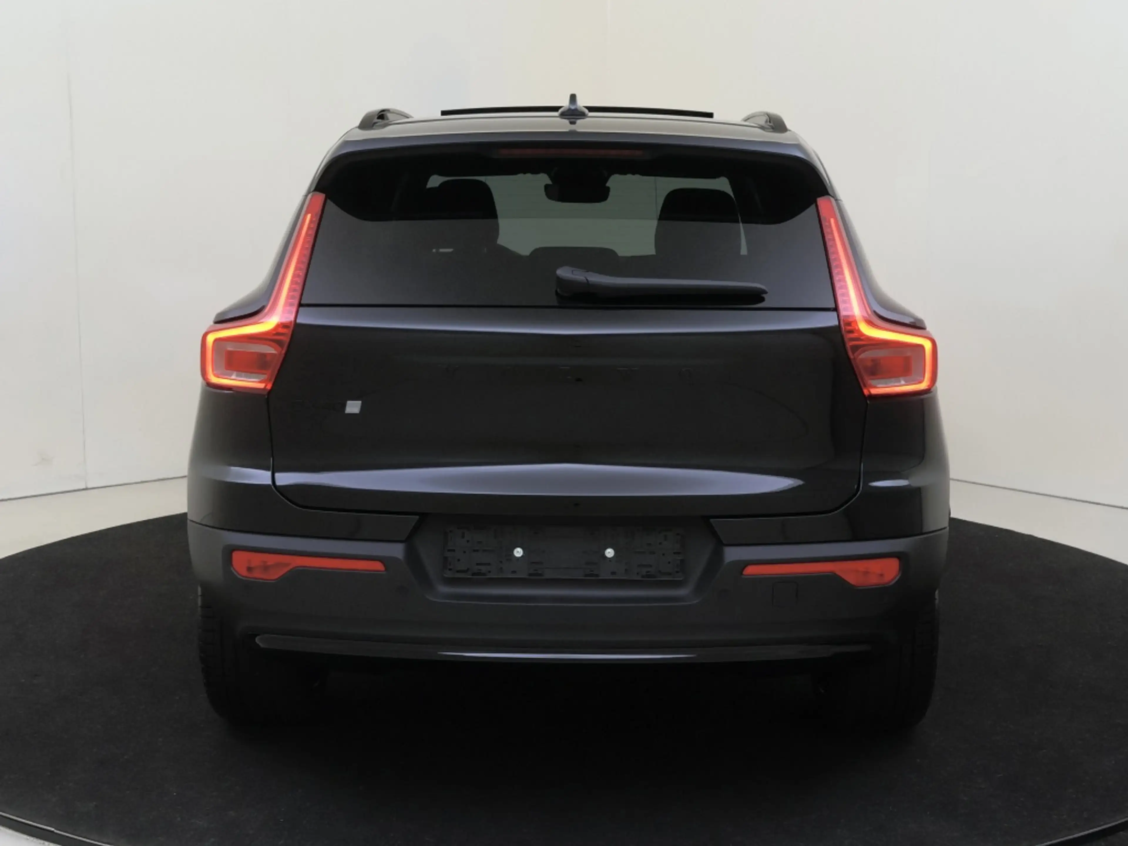 Volvo EX40 Extend. Plus Black Ed. 82kWh — photo 5