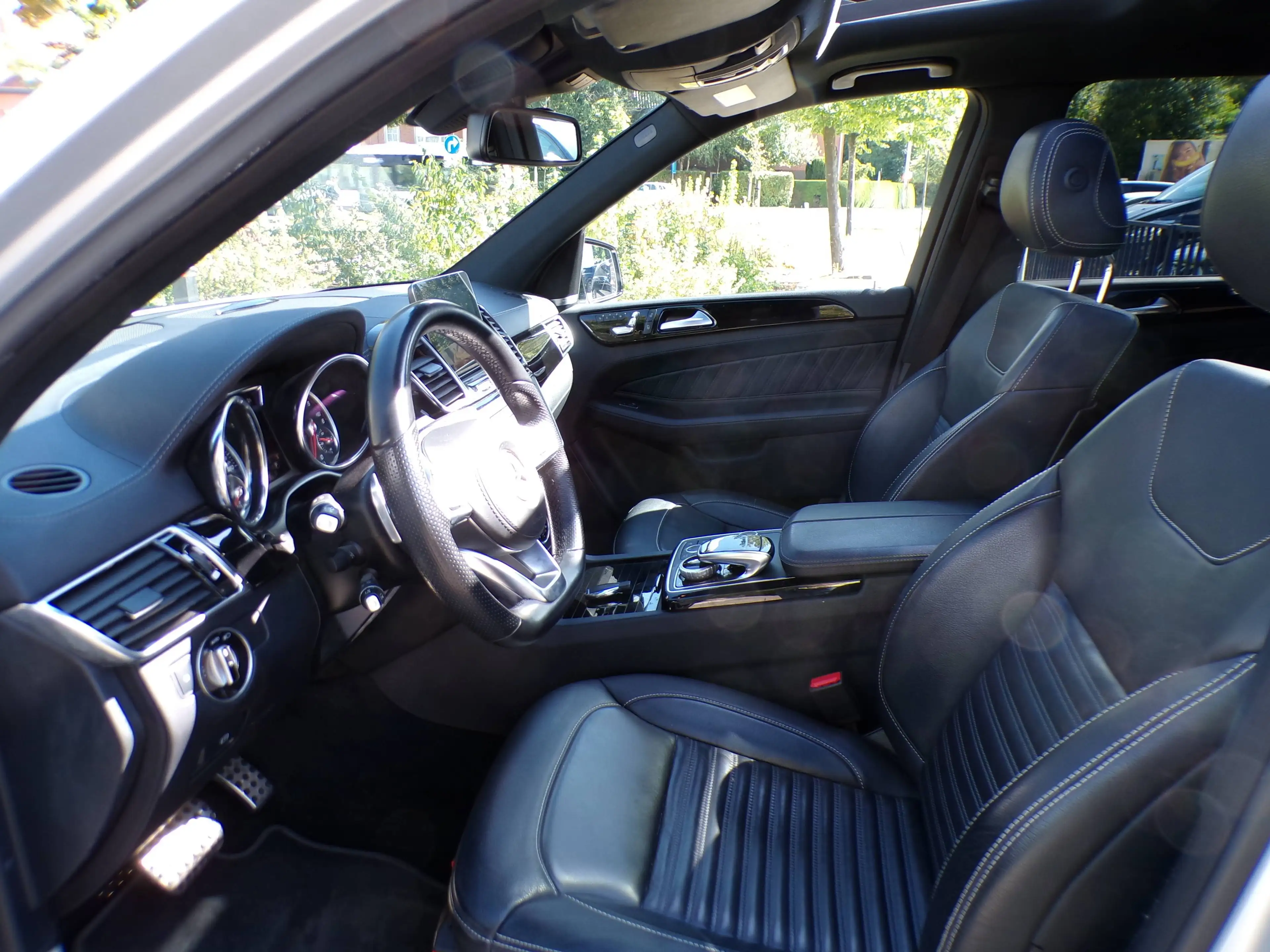 Mercedes-Benz GLS 350 d 4-Matic AMG Night Pack 7plaats 1ste eigenaar — photo 10