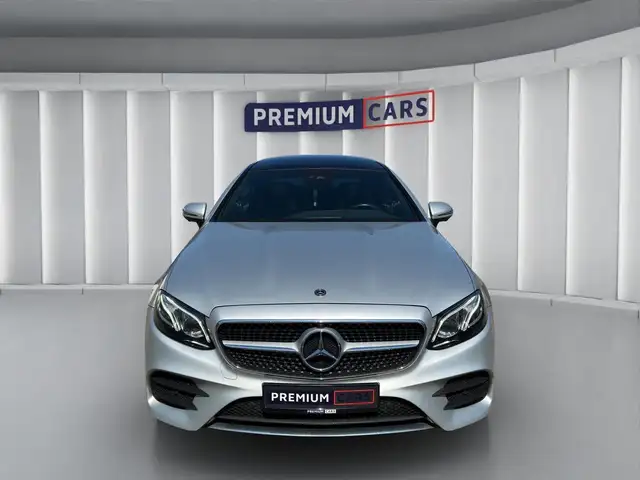 Mercedes-Benz E Class view 8