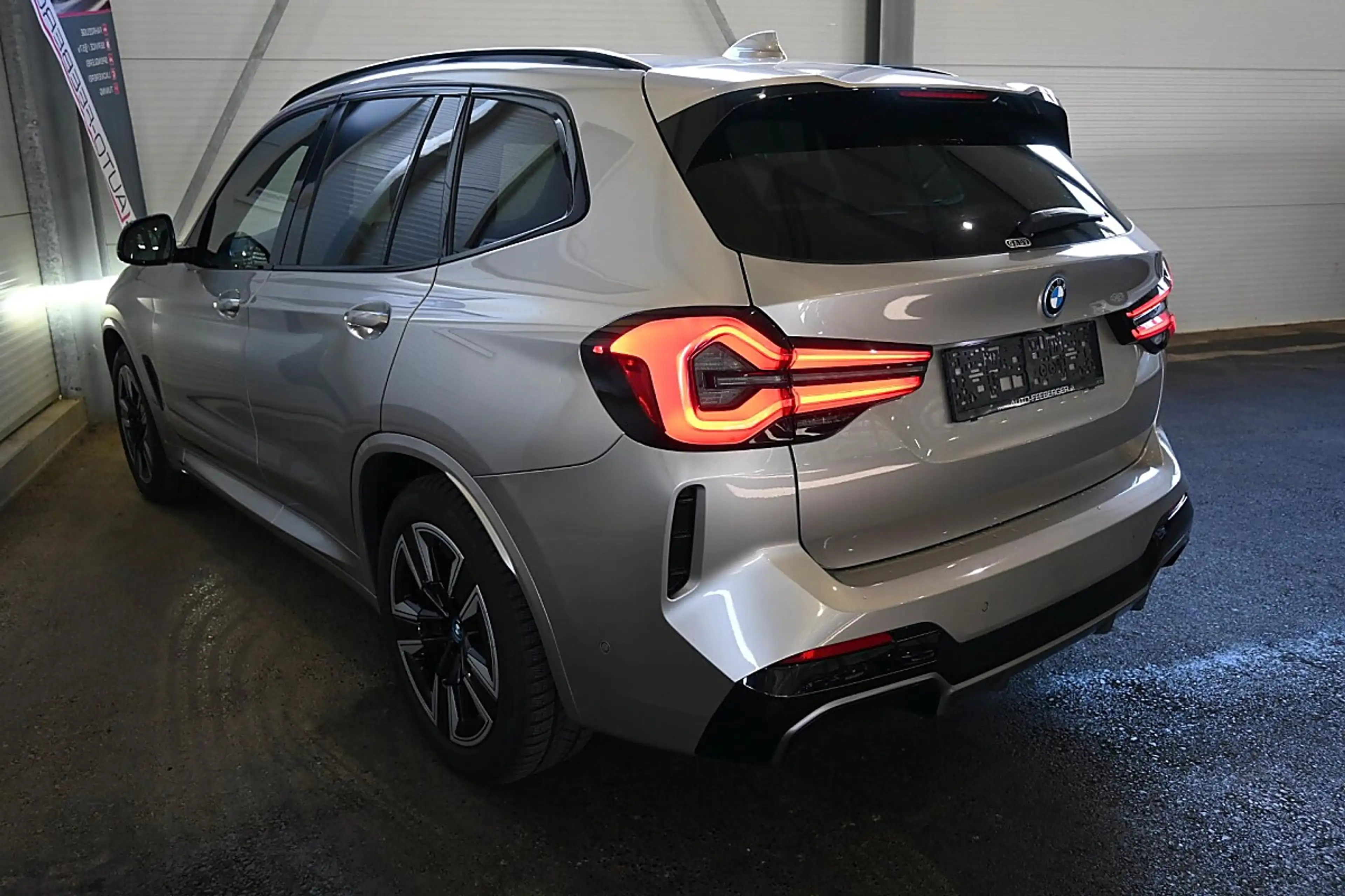 BMW iX3 M Sport; ACC, Pano, Leder, Sitzhzg, Laserlicht — photo 5