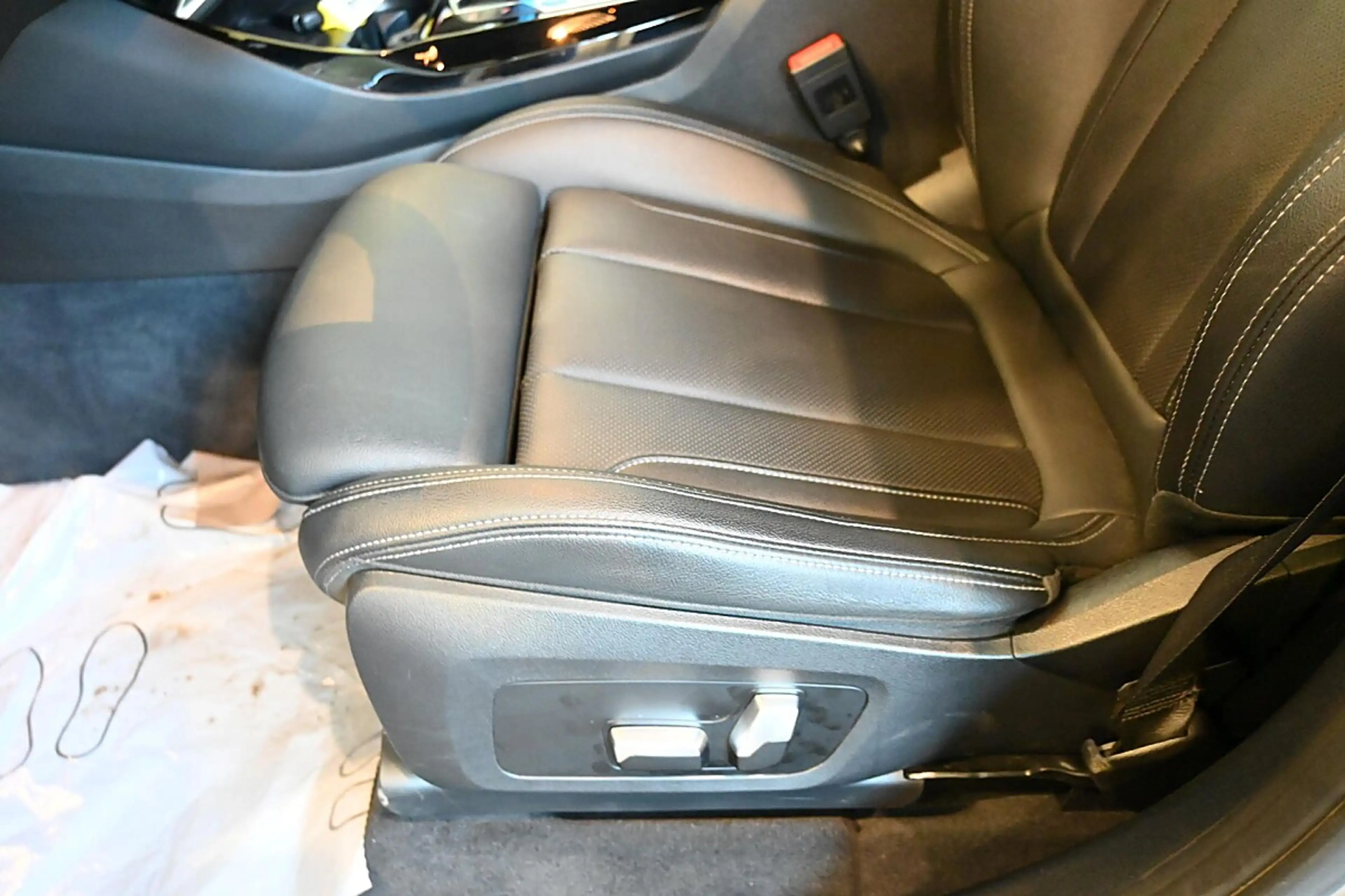 BMW iX3 M Sport; ACC, Pano, Leder, Sitzhzg, Laserlicht — photo 12