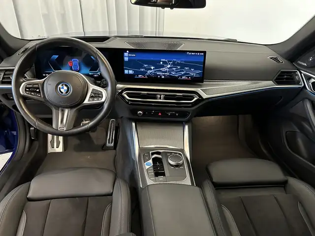 BMW I4 view 10
