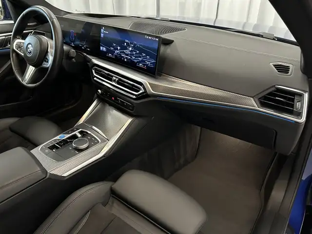 BMW I4 view 9