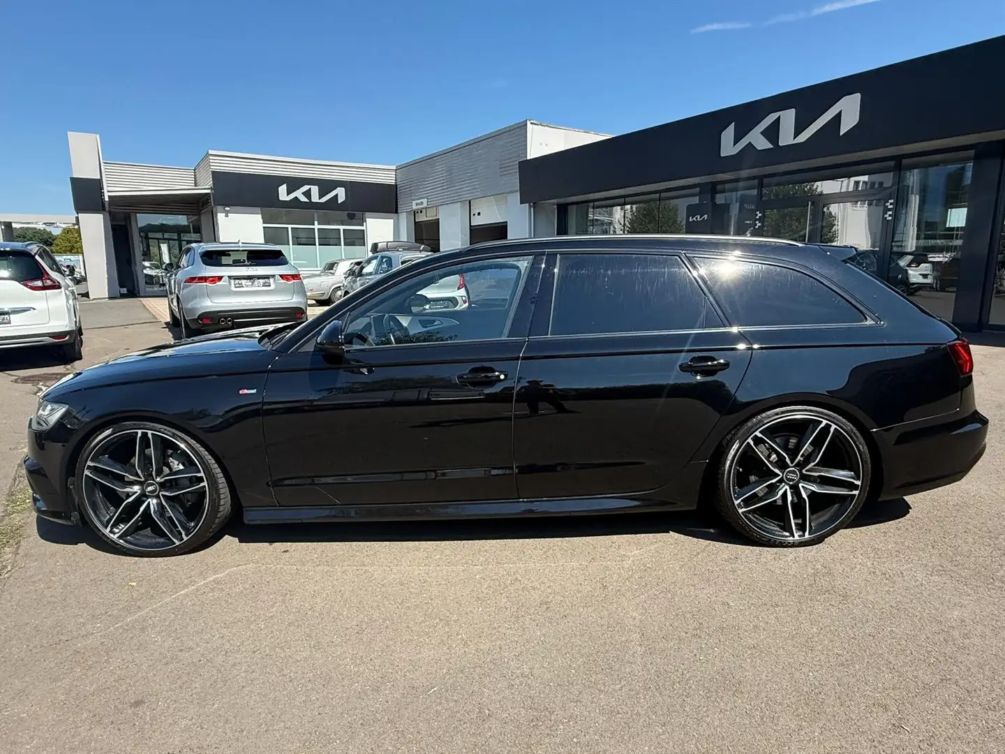 Audi A6 Avant 3,0 TDI clean Diesel Quattro S-tronic Schwarz - 2