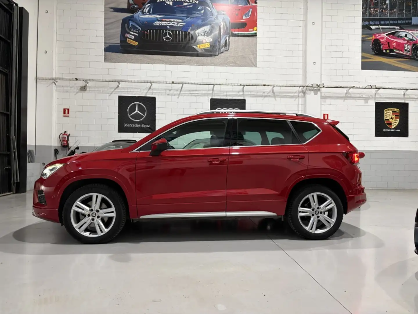 SEAT Ateca 2.0TDI CR S&S FR 150 Rojo - 1