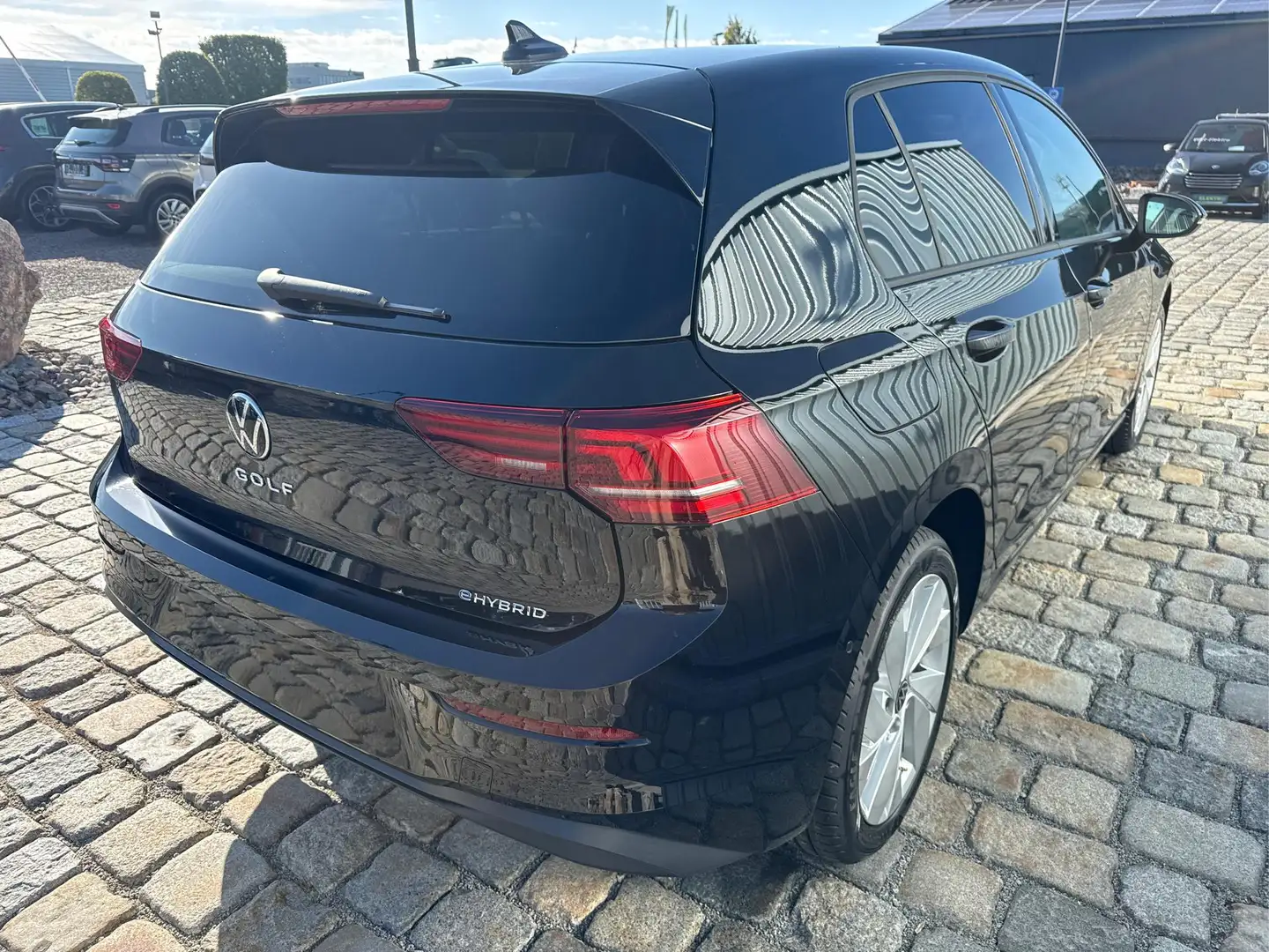 Volkswagen Golf VIII PRIME 1.5 TSI eHybrid PHEV 150 KW-Park Ass... Schwarz - 2