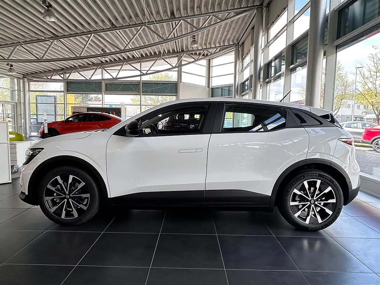 Renault Megane E-Tech E-tech Evolution E.R. EV60 130hp 60kWh optimum ... Weiß - 2