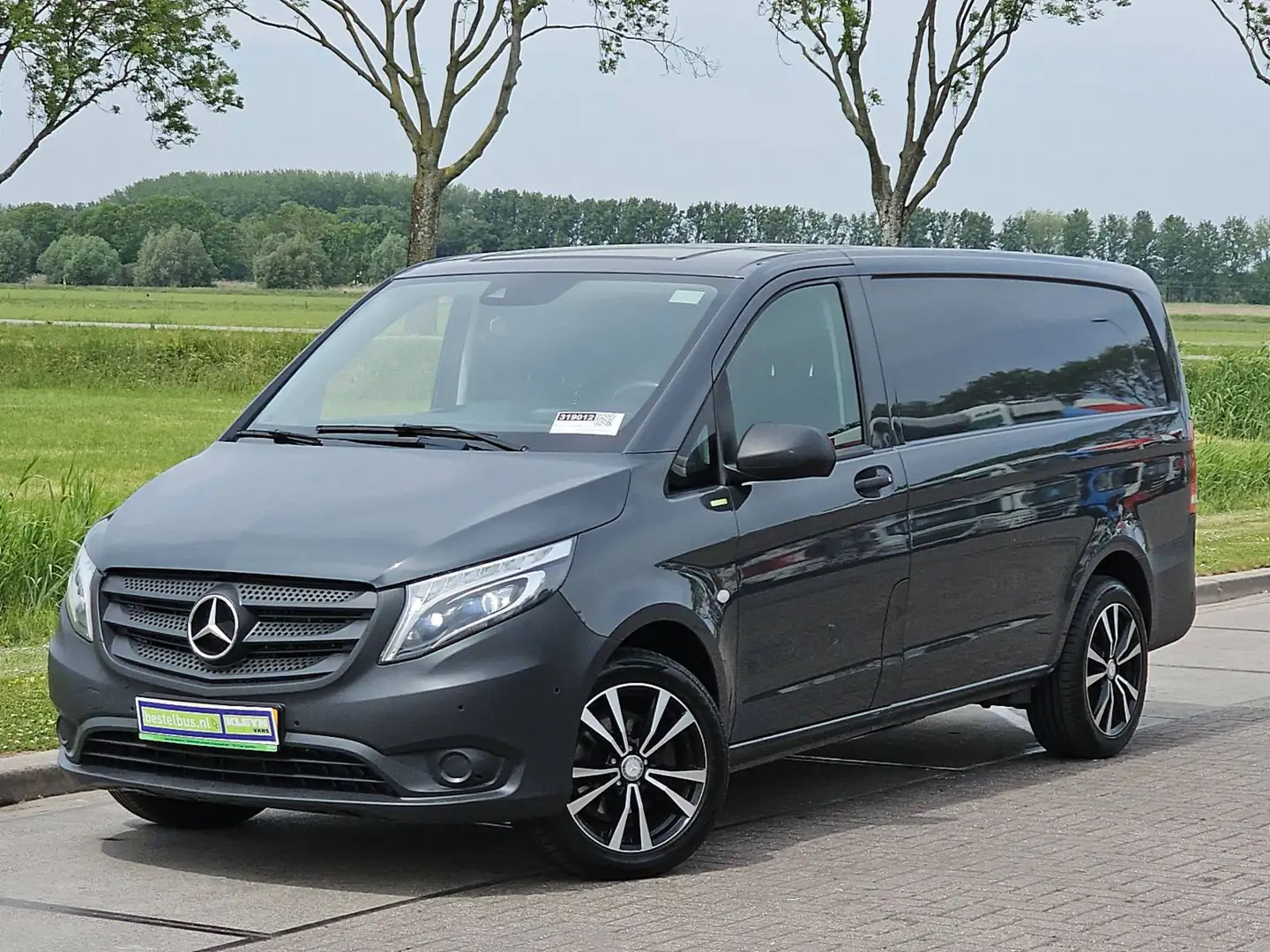 Mercedes-Benz Vito 119 CDI L2 4Matic 4x4 LED Grijs - 2